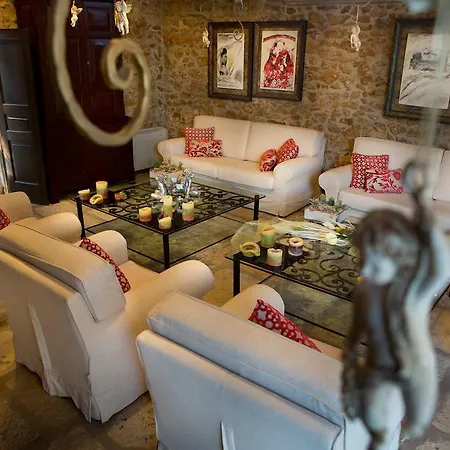 Borgo Degli Angeli Wellness & By Le Dhome Sicily Casa de Campo